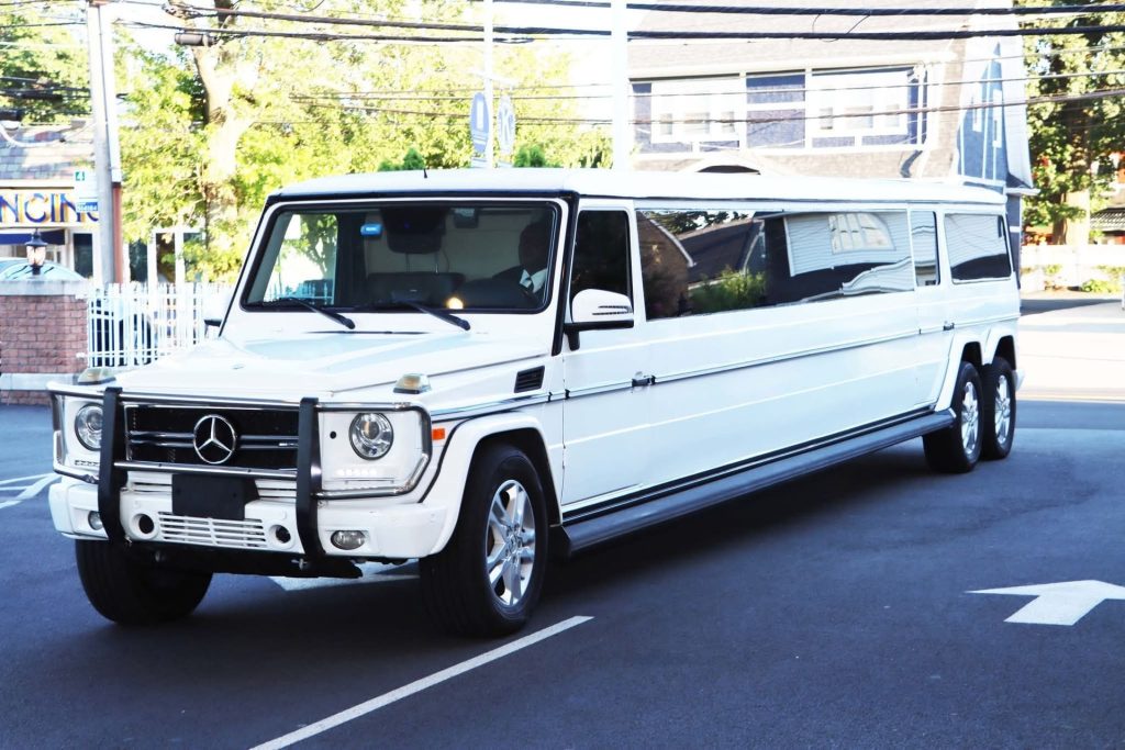 18 Passenger Mercedes-Benz G-Wagon Limo